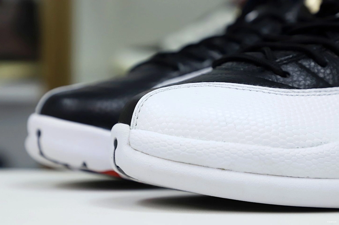 PLAYOFFS RETRO JORDAN 2022 AIR 12 0311